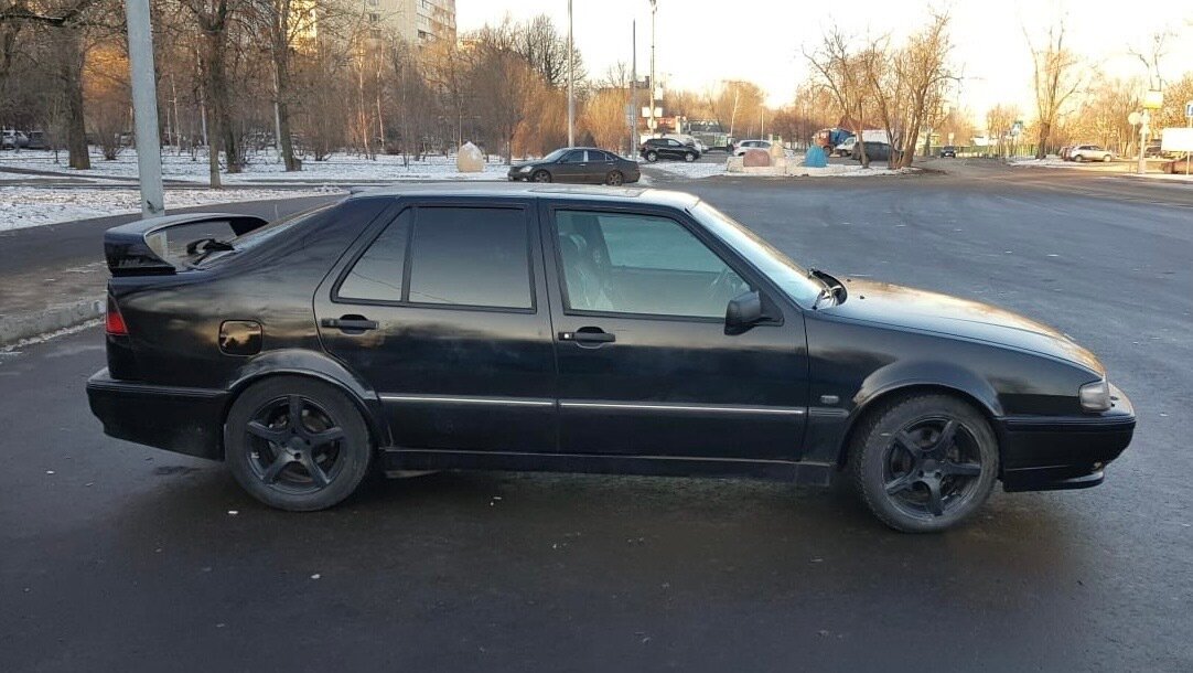 Лямбда сааб 9000