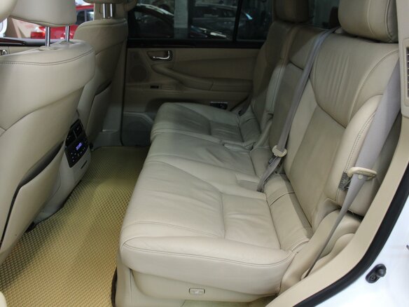 2008 Lexus LX 570 III, белый - вид 9
