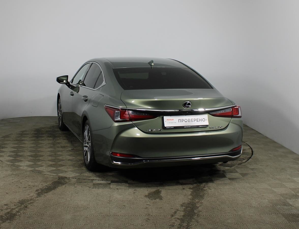 Lexus es vii