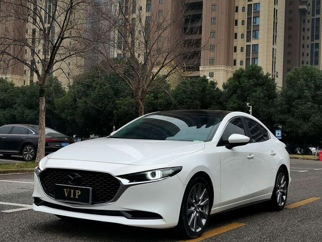 Mazda 3 Axela IV (BP)