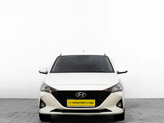 2021 Hyundai Solaris II Рестайлинг, белый, 1299000 рублей, вид 1