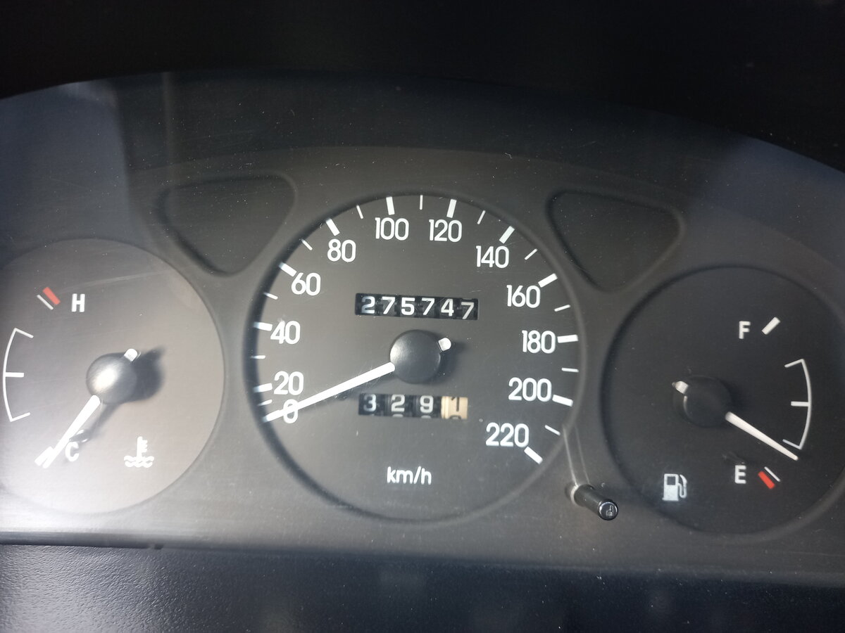 Chevrolet lanos часы