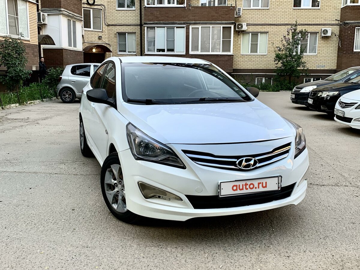 Купить б/у Hyundai Solaris I Рестайлинг 1.4 AT (107 л.с.) бензин ...