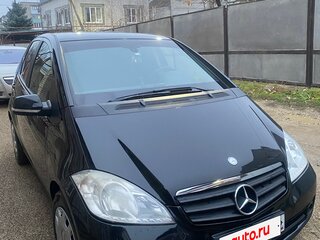 2009 Mercedes-Benz A-Класс 150 II (W169) Рестайлинг, чёрный, 700000 рублей, вид 1