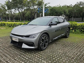 2023 Kia EV6 Long Range I, серый, 3015000 рублей, вид 1