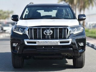 2024 Toyota Land Cruiser Prado 150 Series Рестайлинг 3, чёрный, 5900000 рублей, вид 1