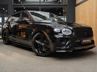 2022 Bentley Bentayga I Рестайлинг, чёрный, 17390040 рублей, вид 1