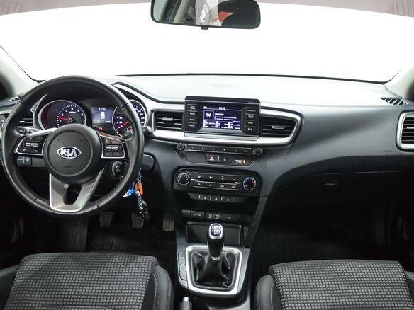 2019 Kia Ceed III, чёрный - вид 16