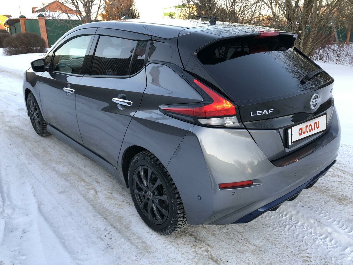 Nissan leaf ii ze1