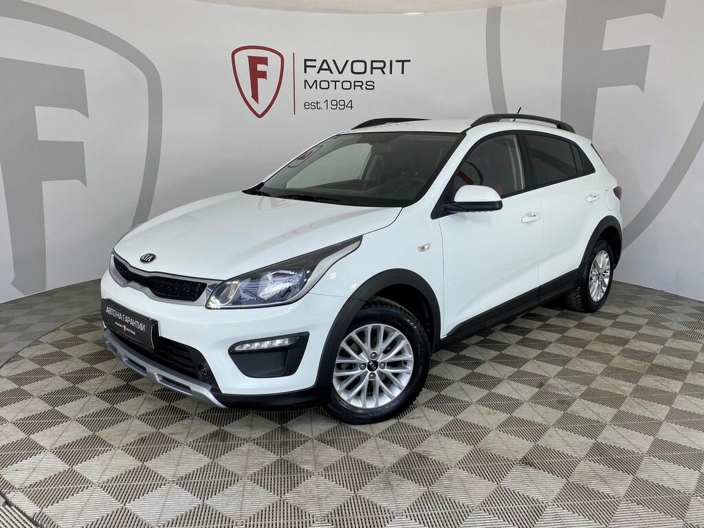 Купить б/у Kia Rio IV X-Line 1.6 AT (123 л.с.) бензин автомат в Москве ...