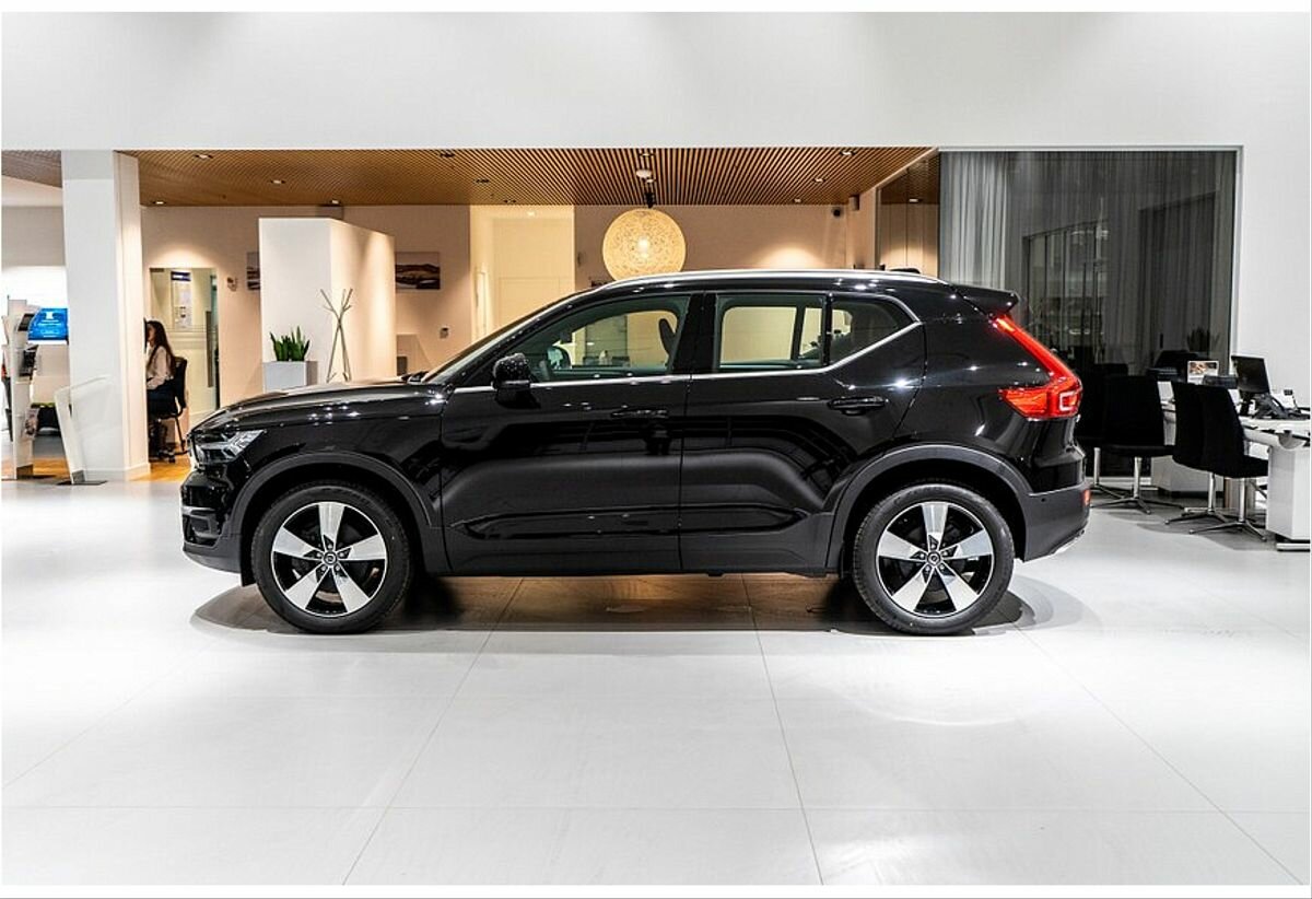 Цвета вольво xc40