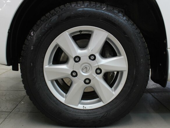 2008 Lexus LX 570 III, белый - вид 18