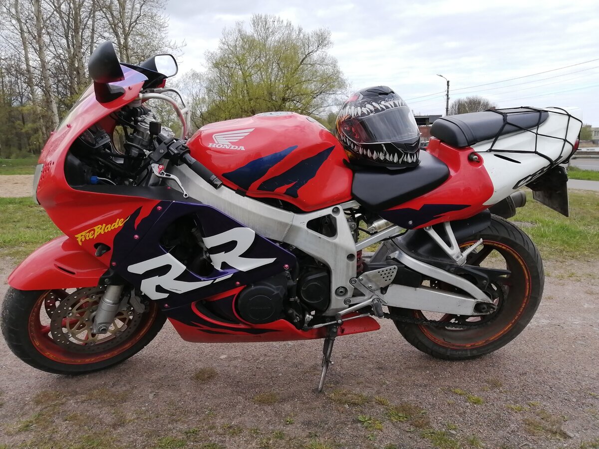 Honda cbr 919rr