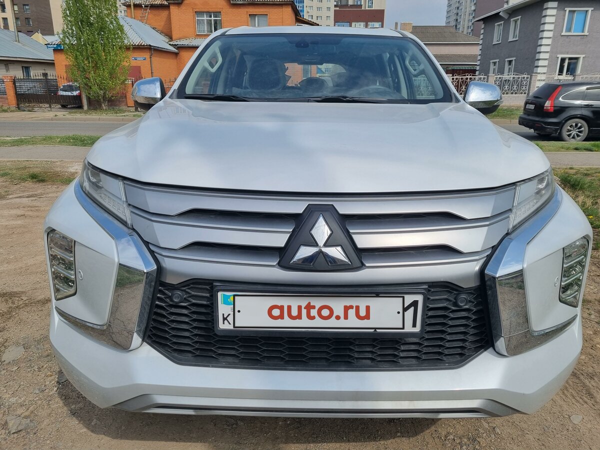 Купить б/у Mitsubishi Pajero Sport III Рестайлинг 3.0 AT (209 л.с.) 4WD ...