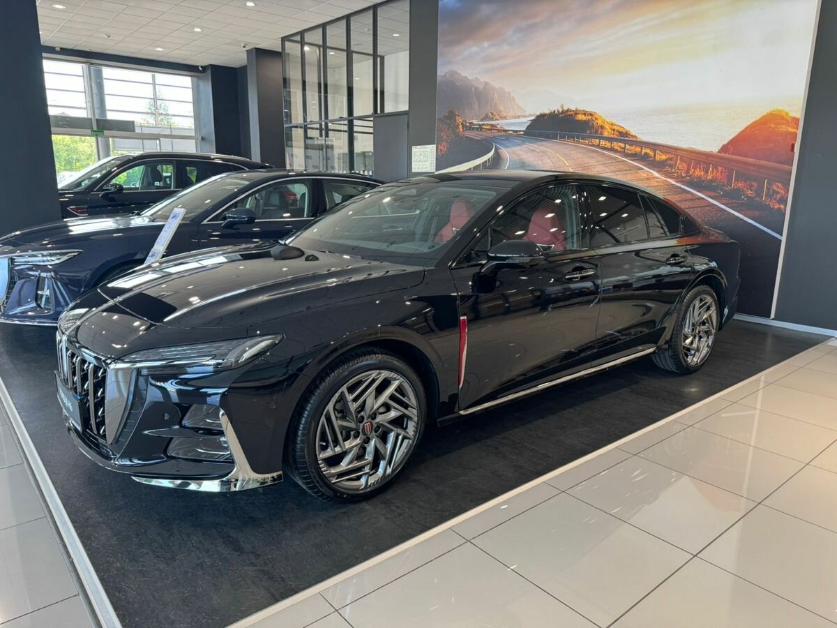Hongqi H6