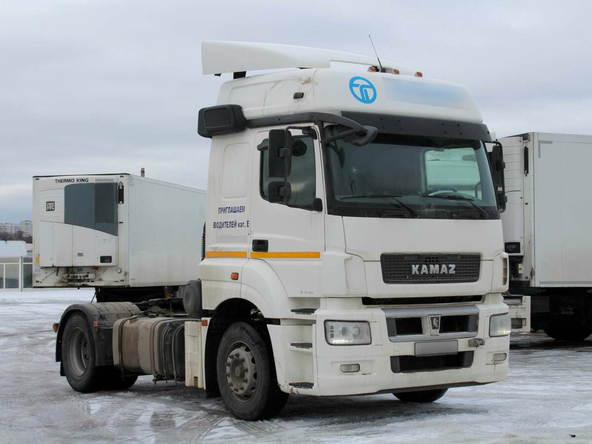 Купить б/у КамАЗ 5490 NEO дизель механика в Москве: белый 2017 года на ...