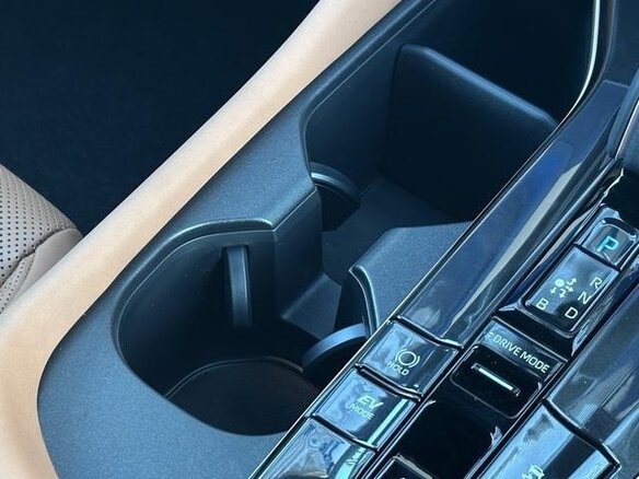 2025 Toyota Crown Sport XVI (S230), серый, 5760099 рублей - вид 20