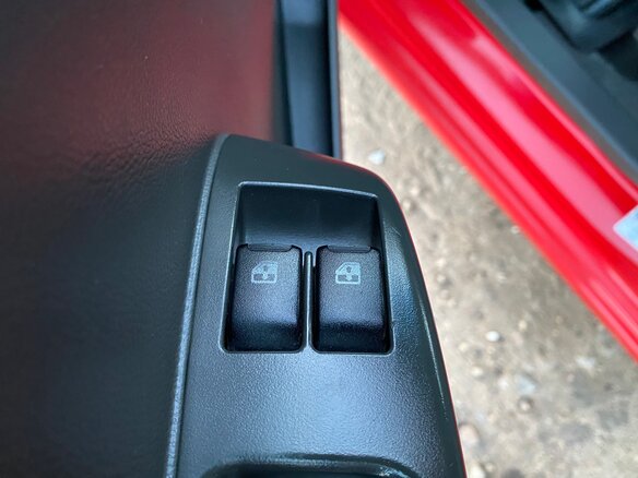 2011 Chevrolet Spark III, красный - вид 11