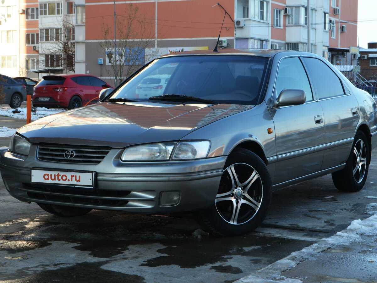 Тойота Камри Грация 1998