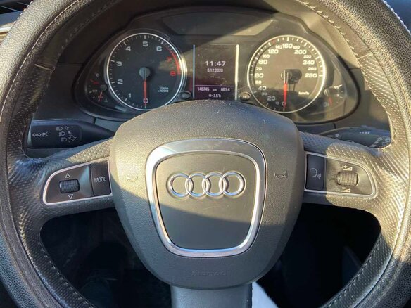 2010 Audi Q5 I (8R), белый - вид 6