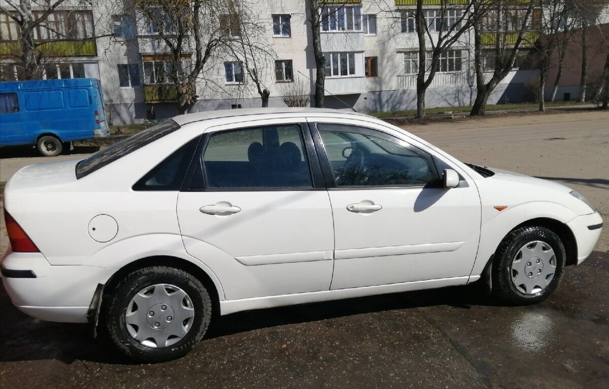 Форд фокус бежевый