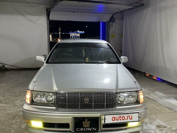 1998 Toyota Crown X (S150), серый, 650000 рублей - вид 2