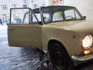 1979 LADA (ВАЗ) 2101, бежевый, 35000 рублей, вид 1