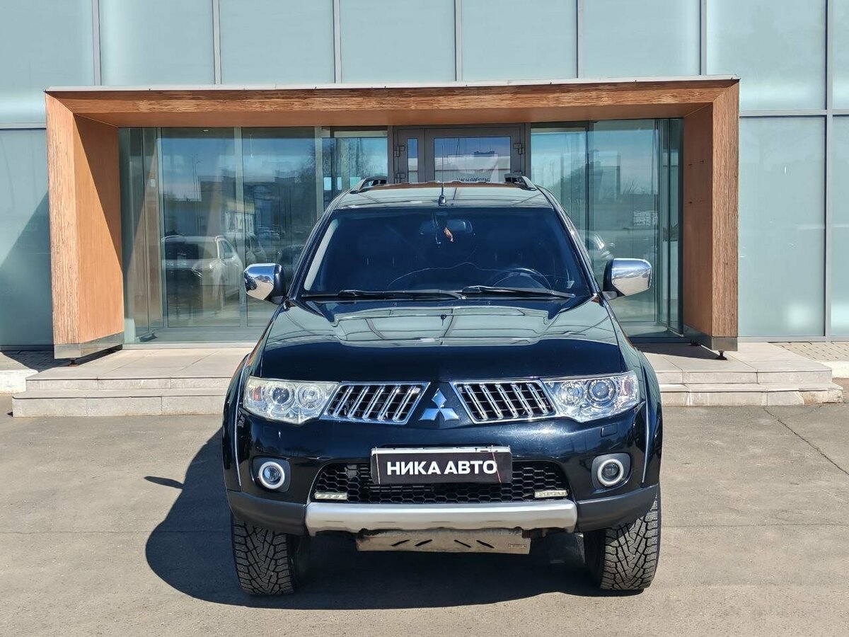 Mitsubishi Pajero Sport II