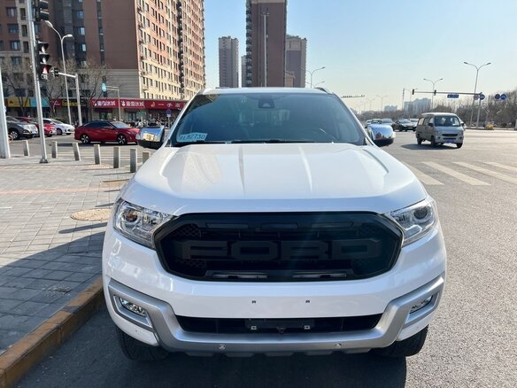 Купить б/у Ford Everest II Рестайлинг 2.3 AT (275 л.с.) 4WD бензин ...