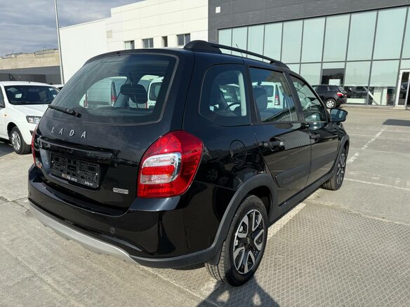 2026 Lada (ВАЗ) Granta Cross I Рестайлинг, чёрный, 1371000 рублей - вид 2