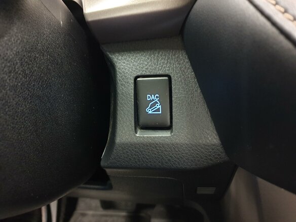 2015 Toyota RAV4 IV (XA40), коричневый - вид 12