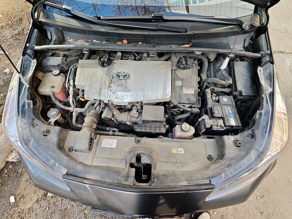 2019 Toyota Prius PHV ZVW52 Prime IV (XW50), серый, 2130000 рублей - вид 21