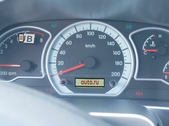 2010 Daewoo Nexia I Рестайлинг, серебристый - вид 2