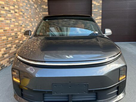 Xususiy porno suratlar soqollanmagan mushuklar yuzsiz, it uslubidagi jinsiy aloqa