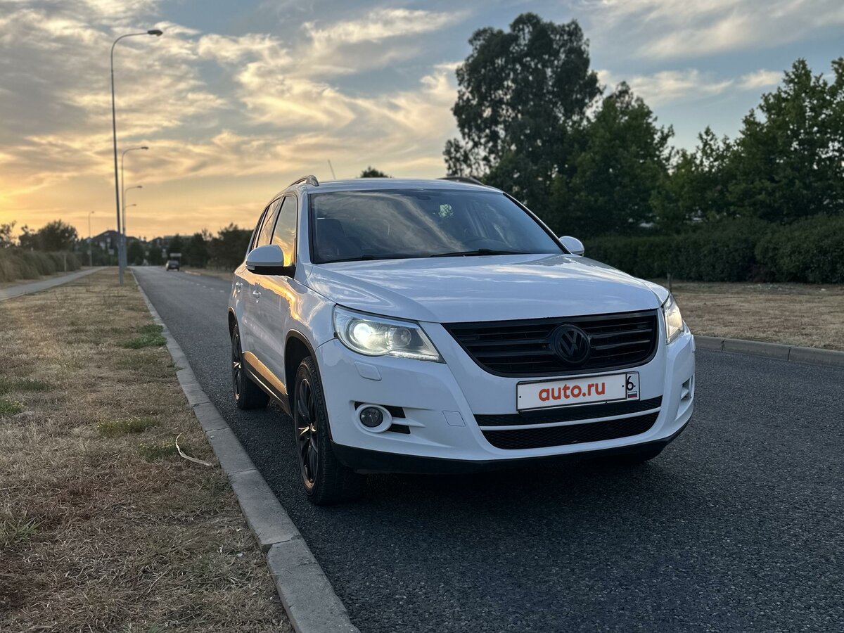 Купить б/у Volkswagen Tiguan I 2.0 AT (170 л.с.) 4WD бензин автомат в ...