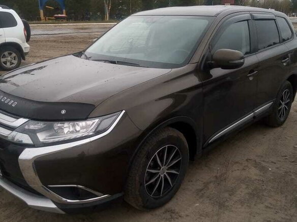 2018 Mitsubishi Outlander III Рестайлинг 3, коричневый