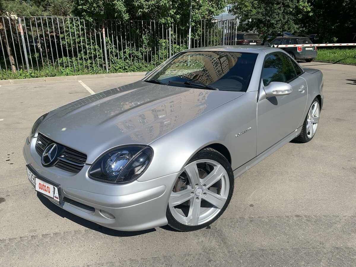 R172 Mercedes Benz SLK class