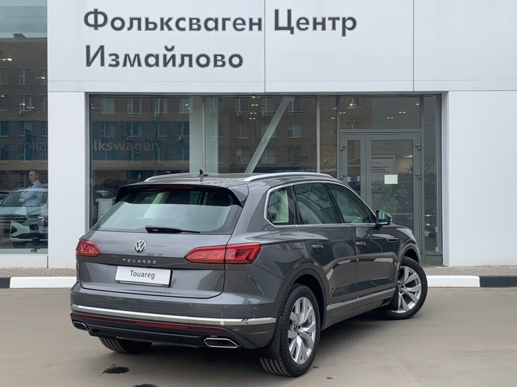 Фольксваген туарег серый