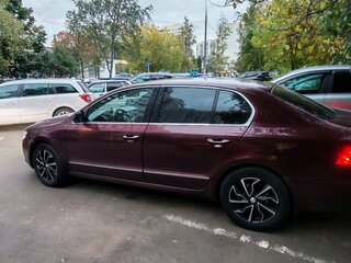 2009 Skoda Superb II, пурпурный, 620000 рублей, вид 1
