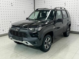 2025 Lada (ВАЗ) Niva I Рестайлинг (Travel), чёрный, 1635500 рублей, вид 1