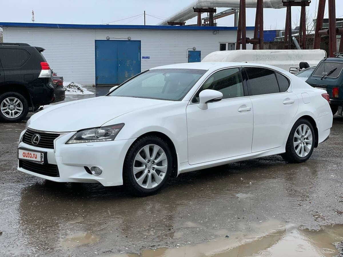 Купить б/у Lexus GS IV 250 2.5 AT (208 л.с.) бензин