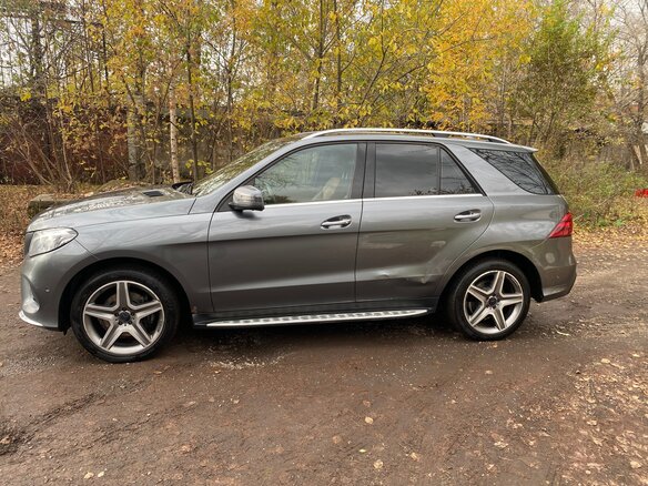 2017 Mercedes-Benz GLE 350 d I (W166), серый, 3400000 рублей - вид 3