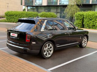2022 Rolls-Royce Cullinan I (Series I), коричневый, 27999000 рублей, вид 5