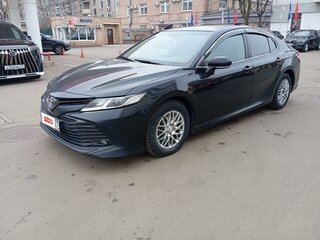2020 Toyota Camry VIII (XV70), чёрный, 1439000 рублей, вид 1