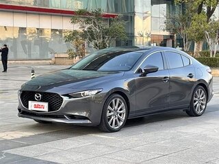 2022 Mazda 3 Axela IV (BP), серый, 1962000 рублей, вид 1
