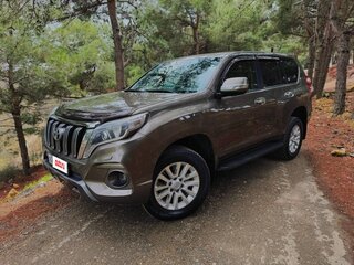 2014 Toyota Land Cruiser Prado 150 Series Рестайлинг 1, коричневый, 3300000 рублей, вид 1