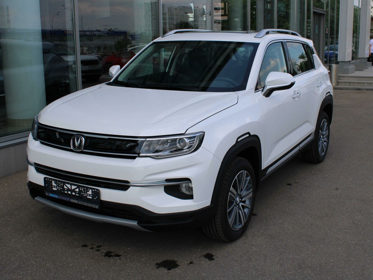 Автомобиль чанган цс 35