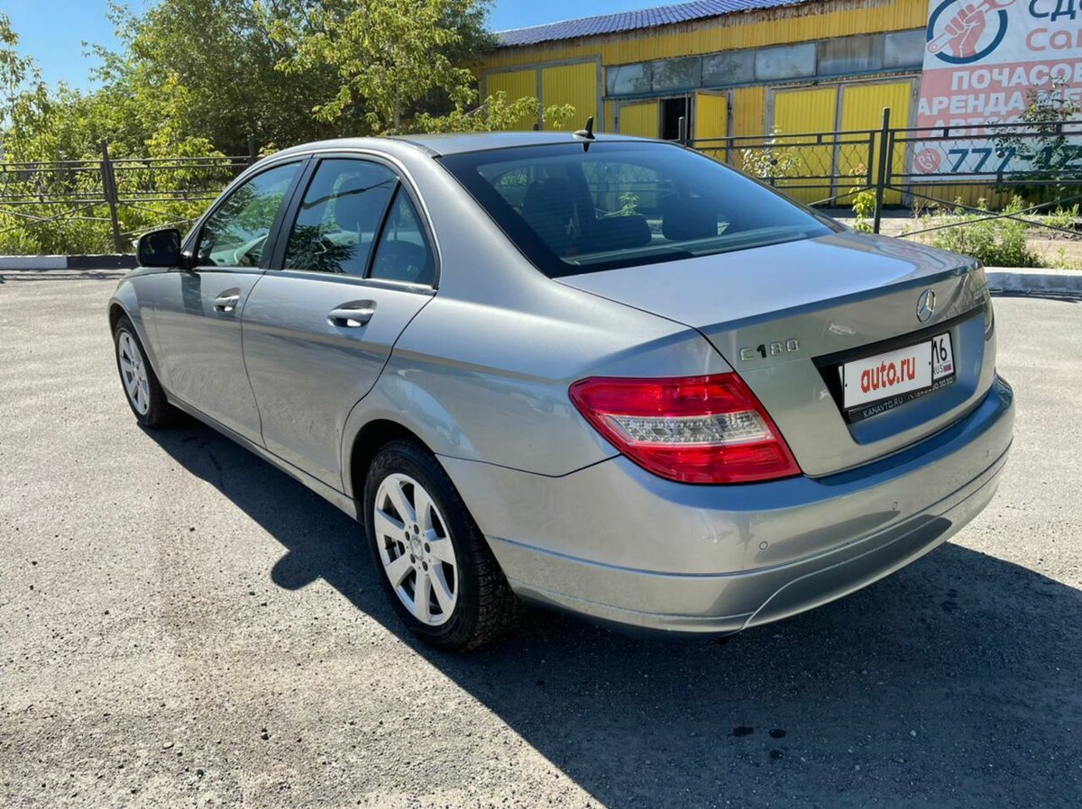 Купить б/у MercedesBenz CКласс III (W204) 180 Kompressor