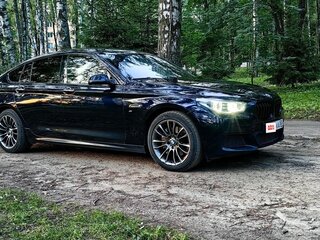 2013 BMW 5 серии Gran Turismo 530d xDrive VI (F10/F11/F07) Рестайлинг, синий, 1850000 рублей, вид 1