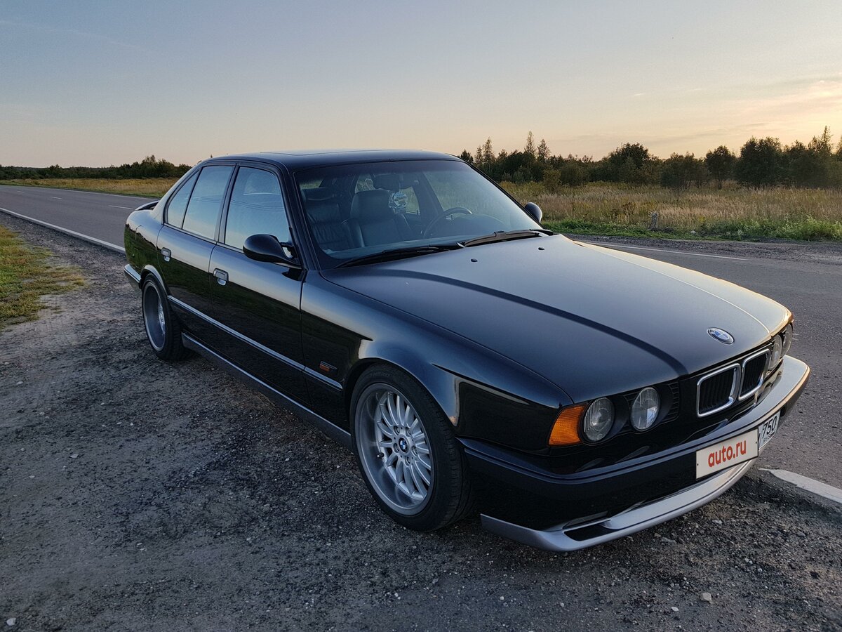 Купить б/у BMW 3 серии III (E36) 316i 1.6 MT (102 л.с.) бензин механика в Санкт-